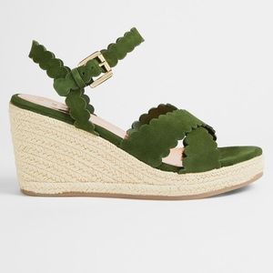 TED BAKER LONDON Selenas khaki sandal size 7.5 only worn once perfect condition
